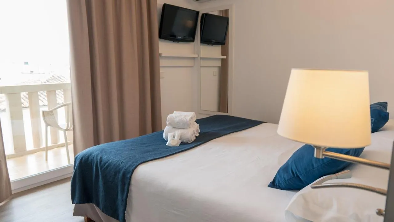 Boutique Hostal Colonial Colonia de Sant Jordi Hotel